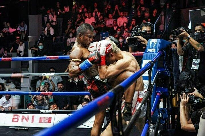 Muay Thai Boxing Match Tickets at Rajadamnern Stadium in Bangkok