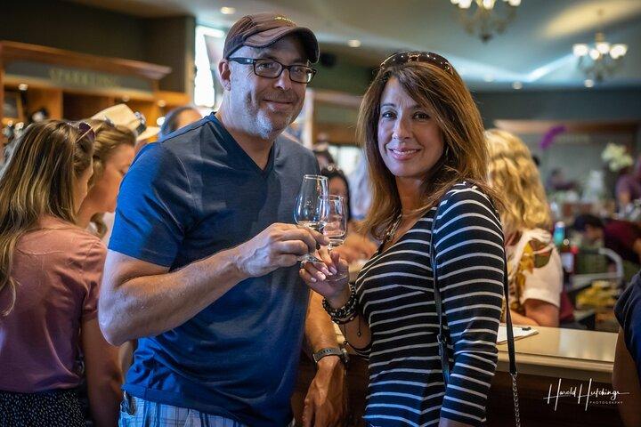 Private Customizable Niagara Winery Tour from Niagara Falls, NY