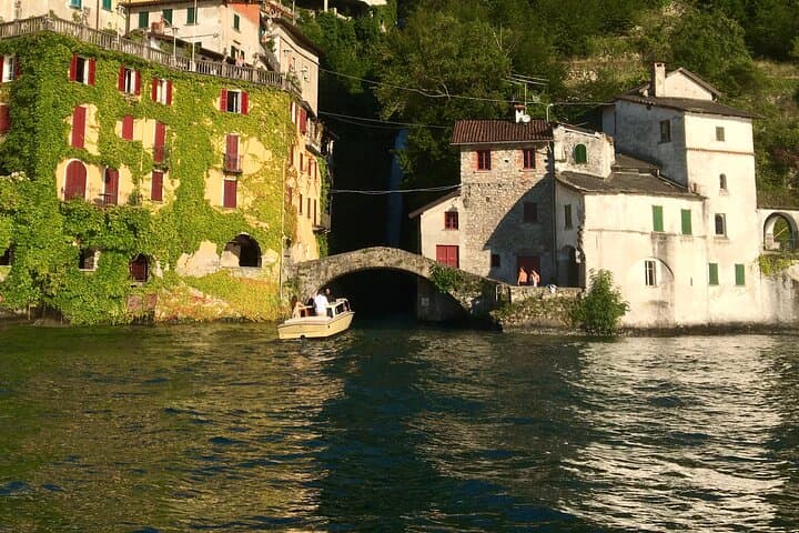 Lake Como Private Boat Tour 2h. Como - Villa Balbianello & more