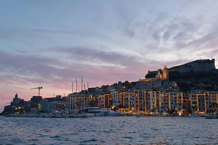 3 Hours Sunset Boat Tour to Golfo dei Poeti Shared