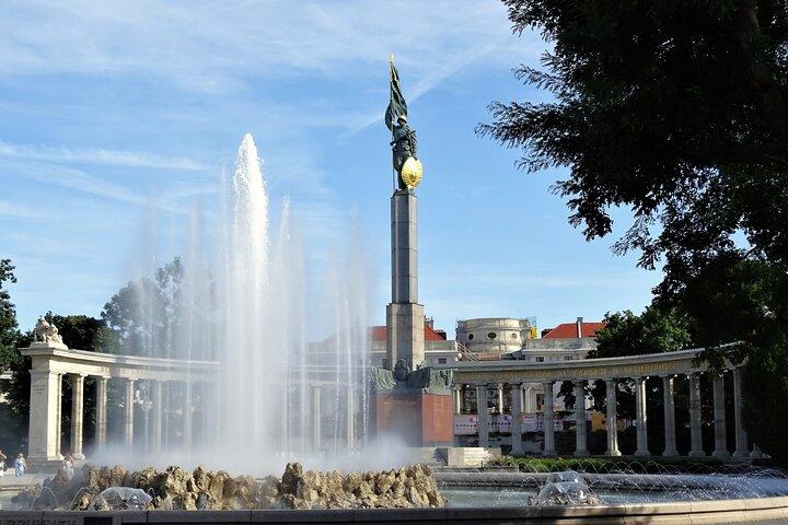 Private Vienna Highlights History Walk — WWII and Post War Vienna