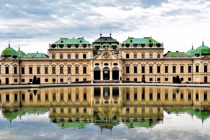 Vienna at First Glance a Private Walking Tour for First Timers