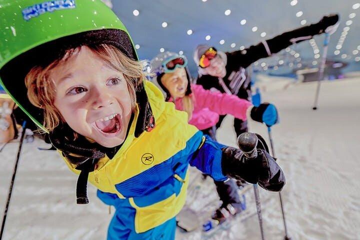 Full Day Ski Dubai Ticket to Ski Resort in Mall of the Emirates