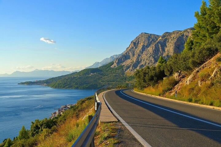 Private One Way Transfer from Dubrovnik or Airport to Tivat