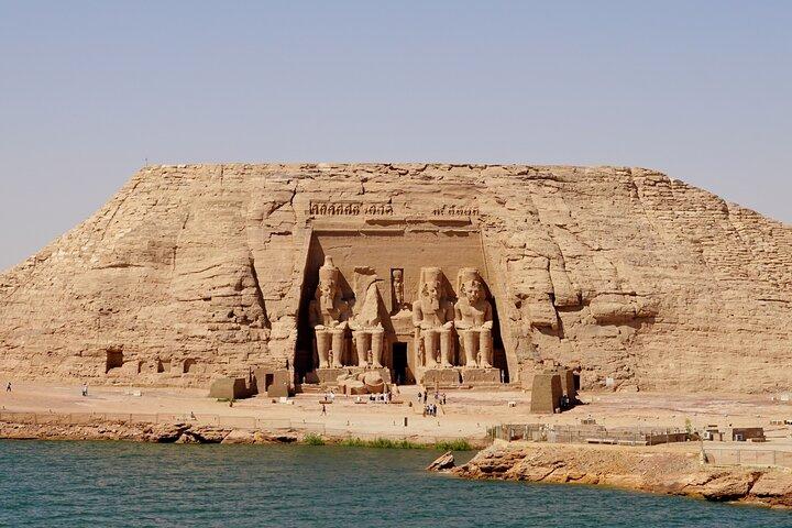 6 Days to visit landmarks of Cairo Luxor Aswan and Abu Simbel
