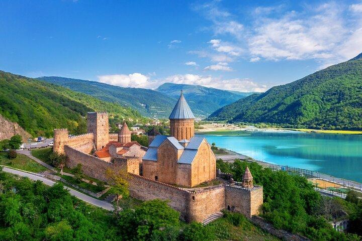 Discover Georgia: A 4-Day Private tour from Tbilisi