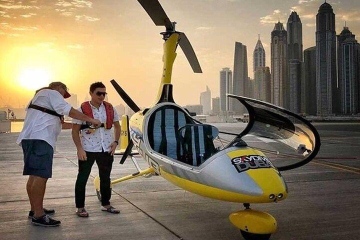 Dubai Gyrocopter Flight 20 Minutes