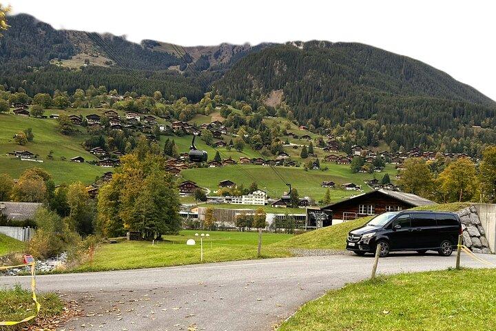 Day trip to Swiss Villages from Zurich - Small Group Tour by Car