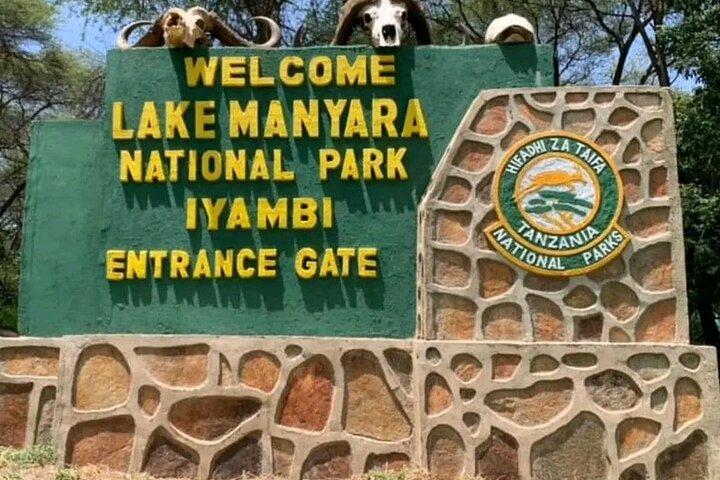 3 Days safari to Tarangire, Ngorongoro and Manyara national park