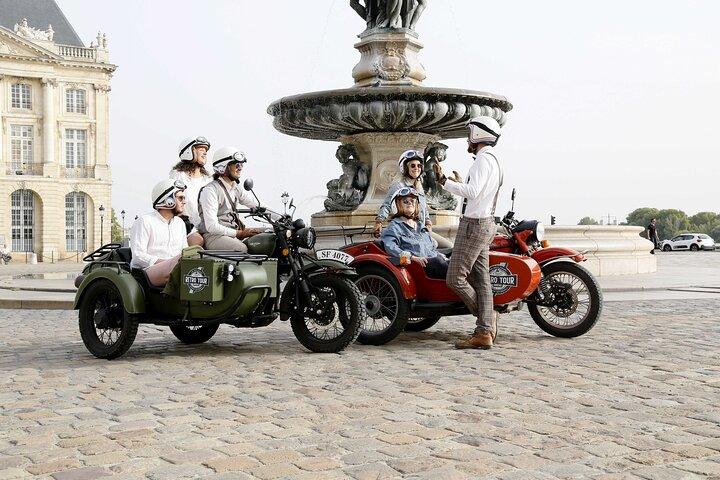 Private Tour of Bordeaux in a Sidecar 1h30
