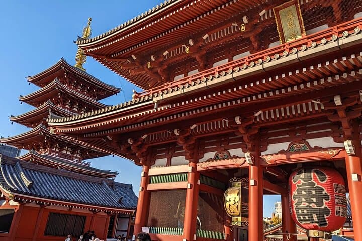 8-Hour Private Tour of Traditional Tokyo in Spanish