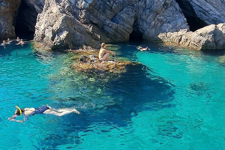 Blue and Green Caves Boat Tour from Dubrovnik with Šunj Beach