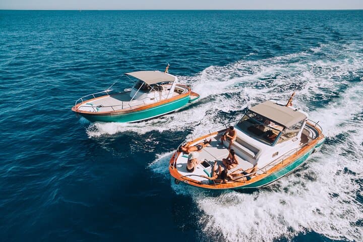 Shared boat tour to the Amalfi Coast from Naples