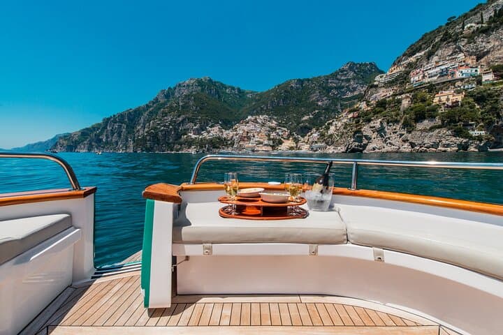 Shared boat tour to the Amalfi Coast from Naples