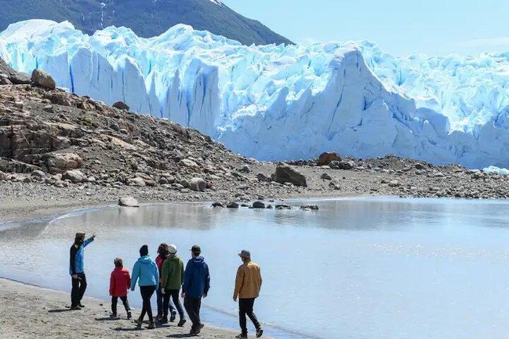 Safari Azul: Perito Moreno Boat & Walking Tour to touch the ice