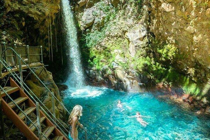 Relax & Rejuvenate: Waterfalls and Hot Springs at Rincon Volcano
