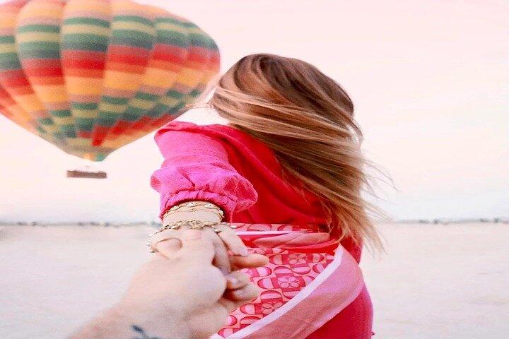 Luxor: VIP Private Sunrise Hot Air Balloon with Breakfast