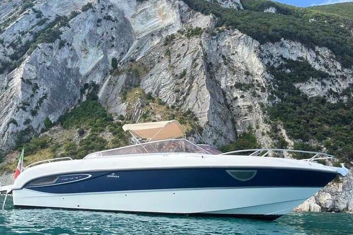 Lake Como: Private Boat Tour with Massimo and Emanuele
