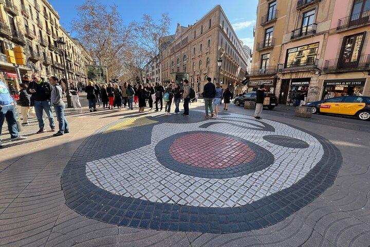Barcelona Discoveries Private Tour