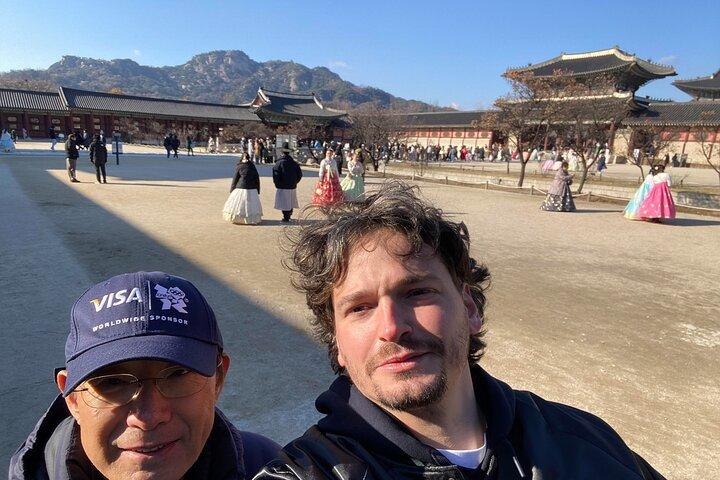 Seoul Highlights Private Walking Tour with a Guide