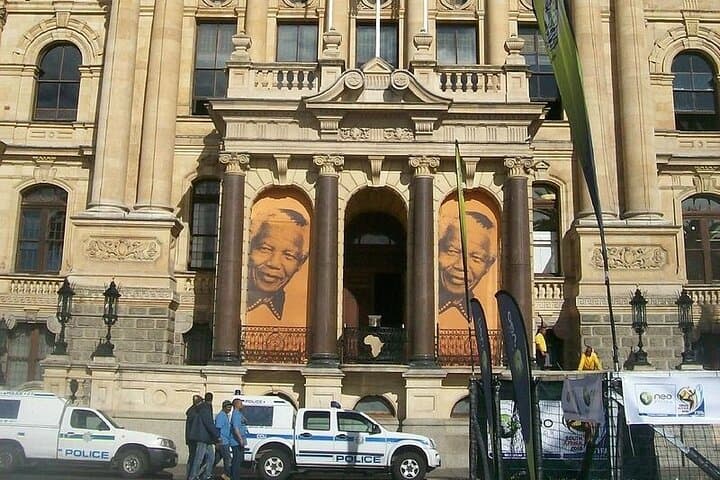 Cape Town :Table Mountain Cable Car and Historical City Tour