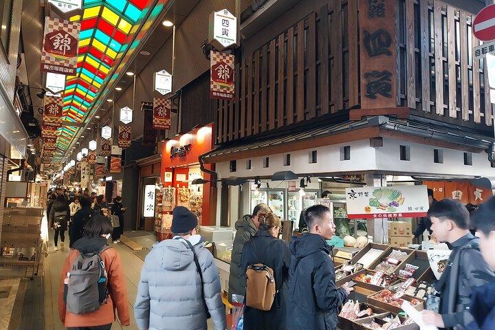 Kyoto Food Tour of 10 Tastings with Wagyu, Mochi & More Secrets
