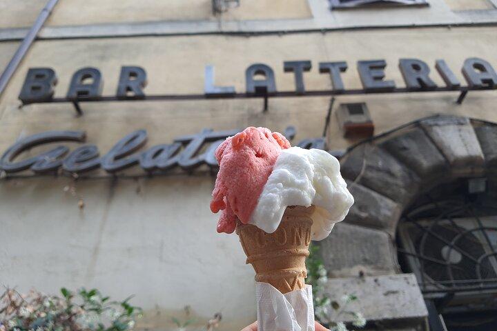 Trastevere Guided Walking Street Food Tour in Rome