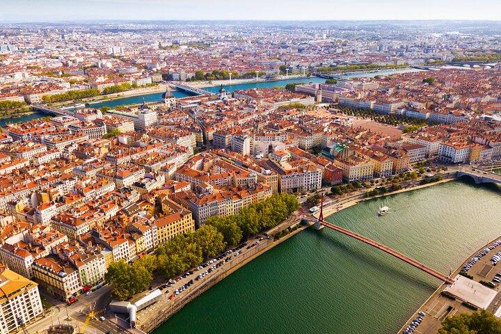 Unique Tours Lyon: Private Walking Tour of the Traboules