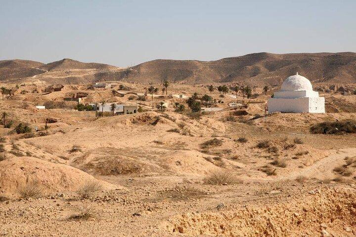 Tour in Berbers and Travellers Twelve and Tozeur in 2 days
