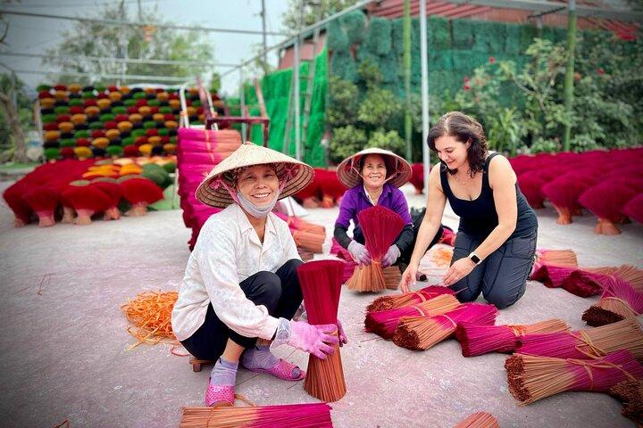 Incense Village - Ninh Binh Gateway - Group of 09 Guided Tour