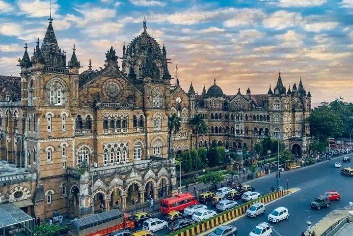 Private Elephanta Caves Tour & Mumbai City with Meal & Transport