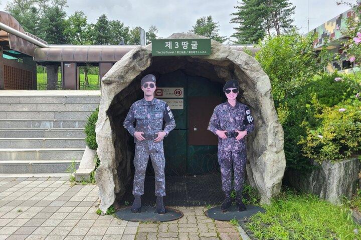 Private Korea DMZ Tour with Expert Guide & Suspension Bridge