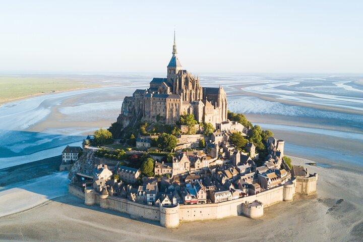 Bayeux Mont Saint-Michel Private Full-Day Tour