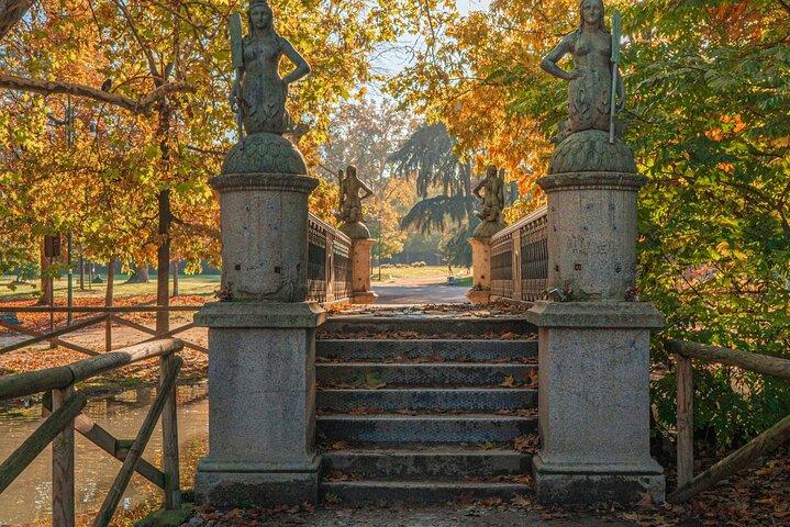 Milan Self-Guided City Walking Tour & Scavenger Hunt