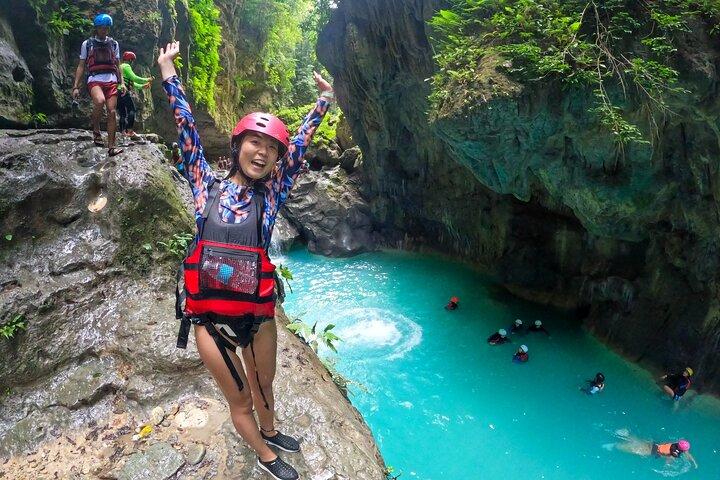 Cebu: Kawasan Canyoneering, Moalboal Sardines & Turtles