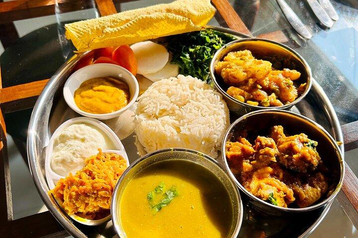 Kathmandu: Cook Nepali Dishes & Momos with Local Chefs & Pickup