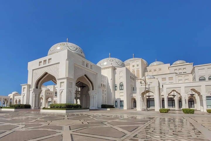 Abu Dhabi full Day sightseeing from Dubai Private Tour