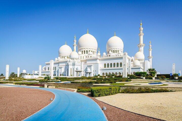Abu Dhabi Private City Tour with Grand Mosque