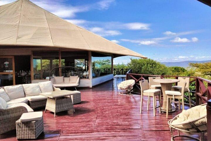 Romantic Mara Getaway with Jacuzzi
