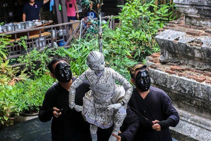 Bangkok Best Canal Tour : Wat Paknam, Artist's House & Flower Art