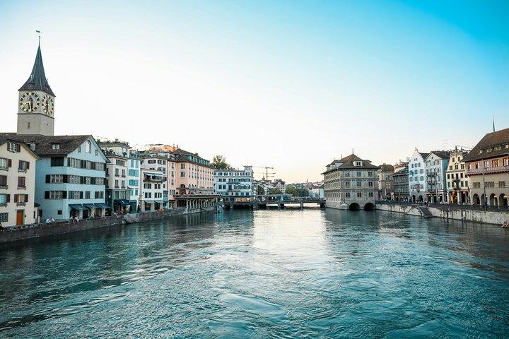 Private Transfer from Milan to Zurich with 2h Stop in Lucerne