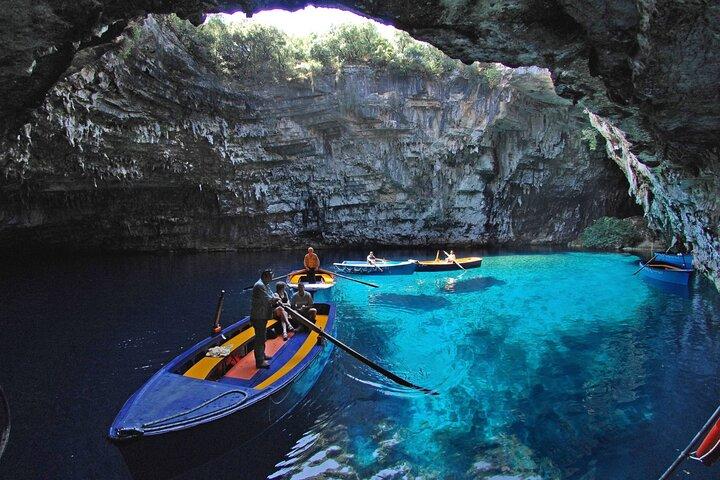 Shore Excursion: Melissani Lake and Myrtos Beach with Swim Stop