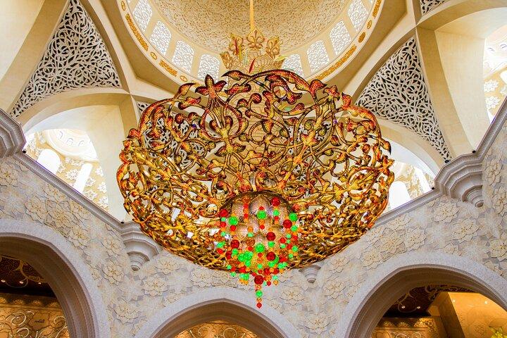 Abu Dhabi Private Layover Stopover City Tour with Flexible Timing