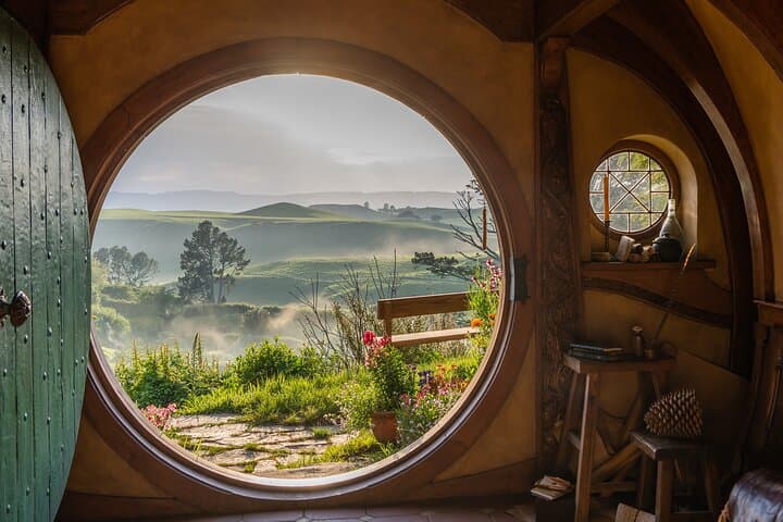 Magical Hobbiton: Small-Group Guided Tour from Auckland