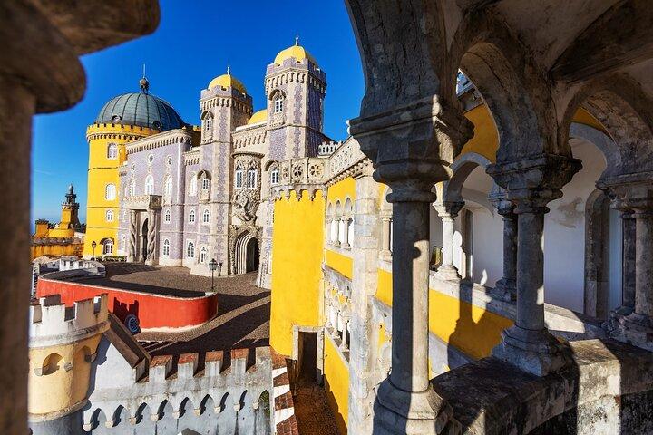 Discover and Feel Sintra's Wonderland - Small Group Tour