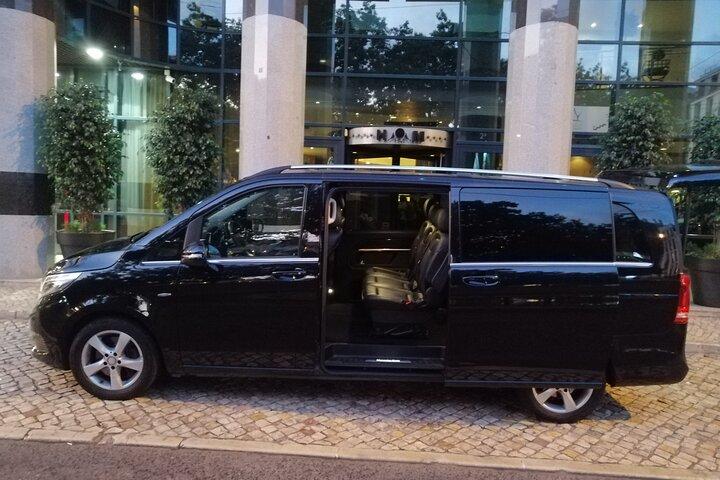 Lisbon airport transfer