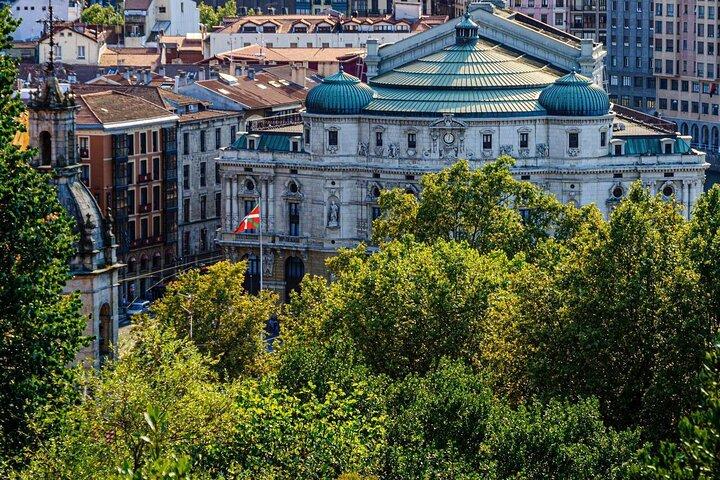Bilbao : Highlights Private Bike tour With A Guide