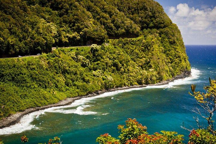Famous Road to Hana Waterfalls, Black Sand Beach Tour with Lunch
