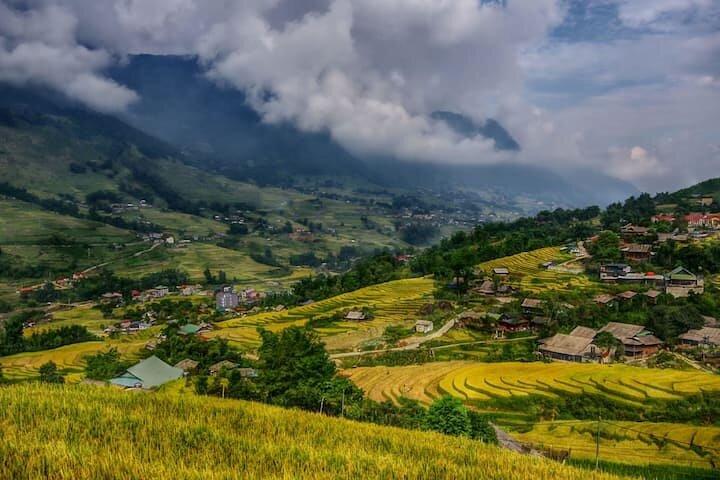 Exploring Sapa Eco Adventure with local host