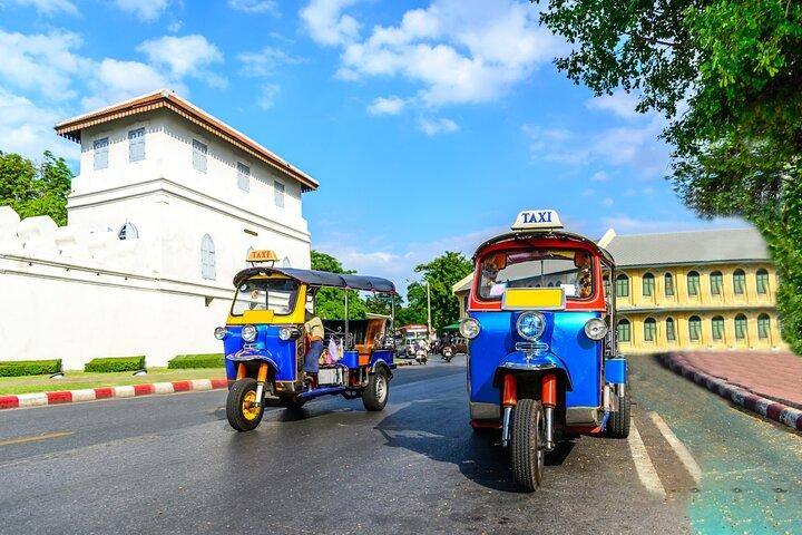 Famous Bangkok Tuk Tuk Tour